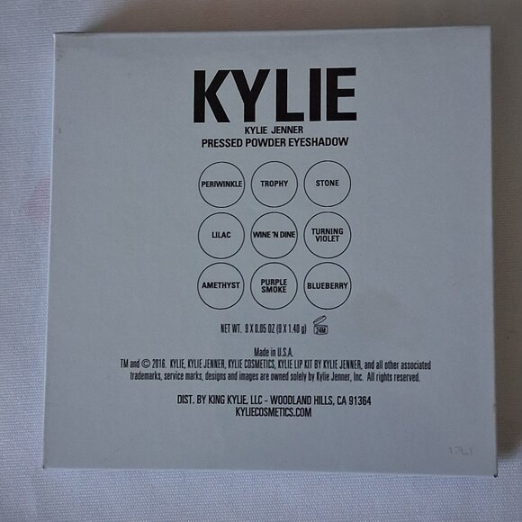 Kylie The Purple Pressed Powder Eyeshadow Palette Kylie Cosmetics NEW - Picture 4 of 4